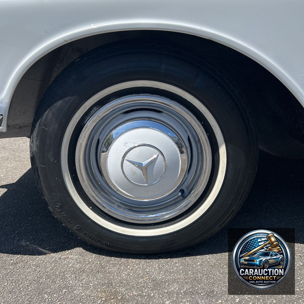1962 Mercedes Benz  220S 220
