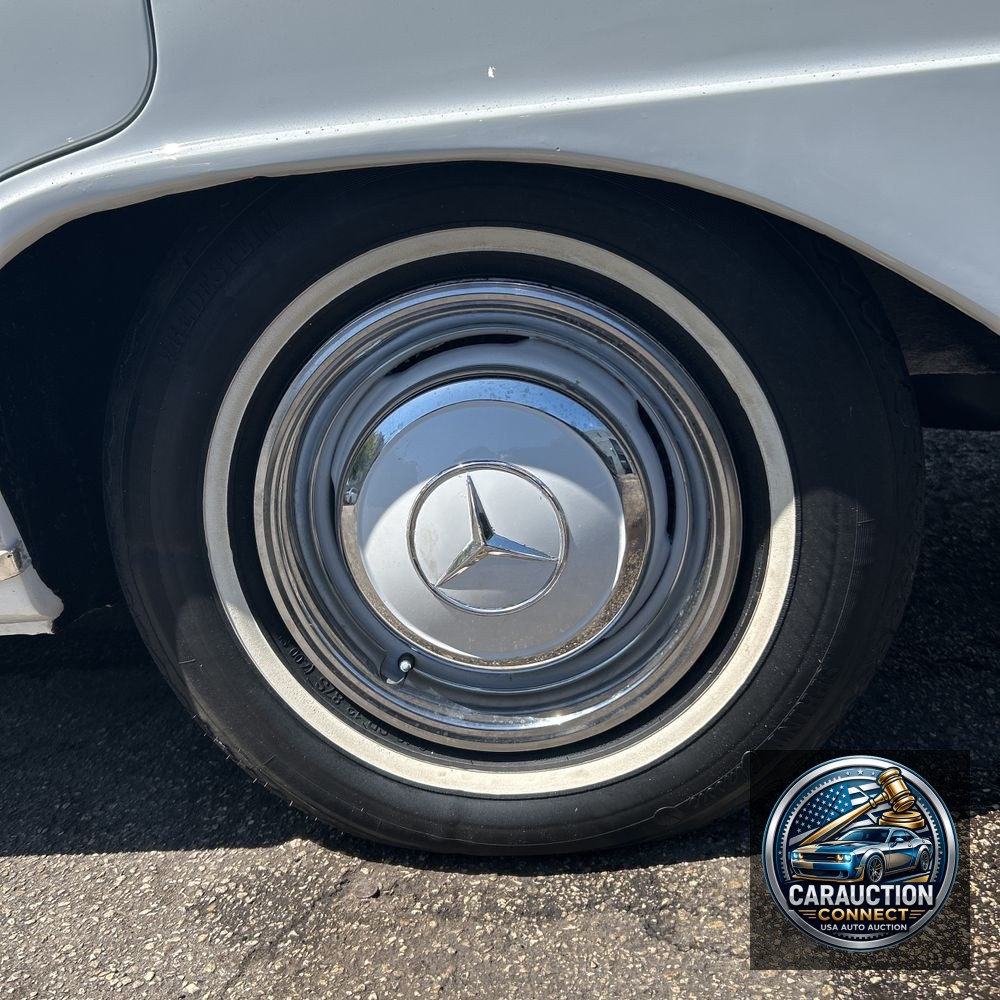 1962 Mercedes Benz  220S 220