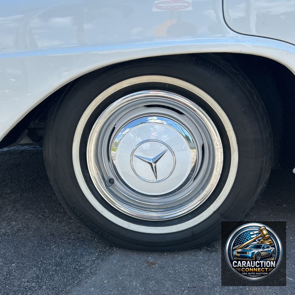 1962 Mercedes Benz  220S 220