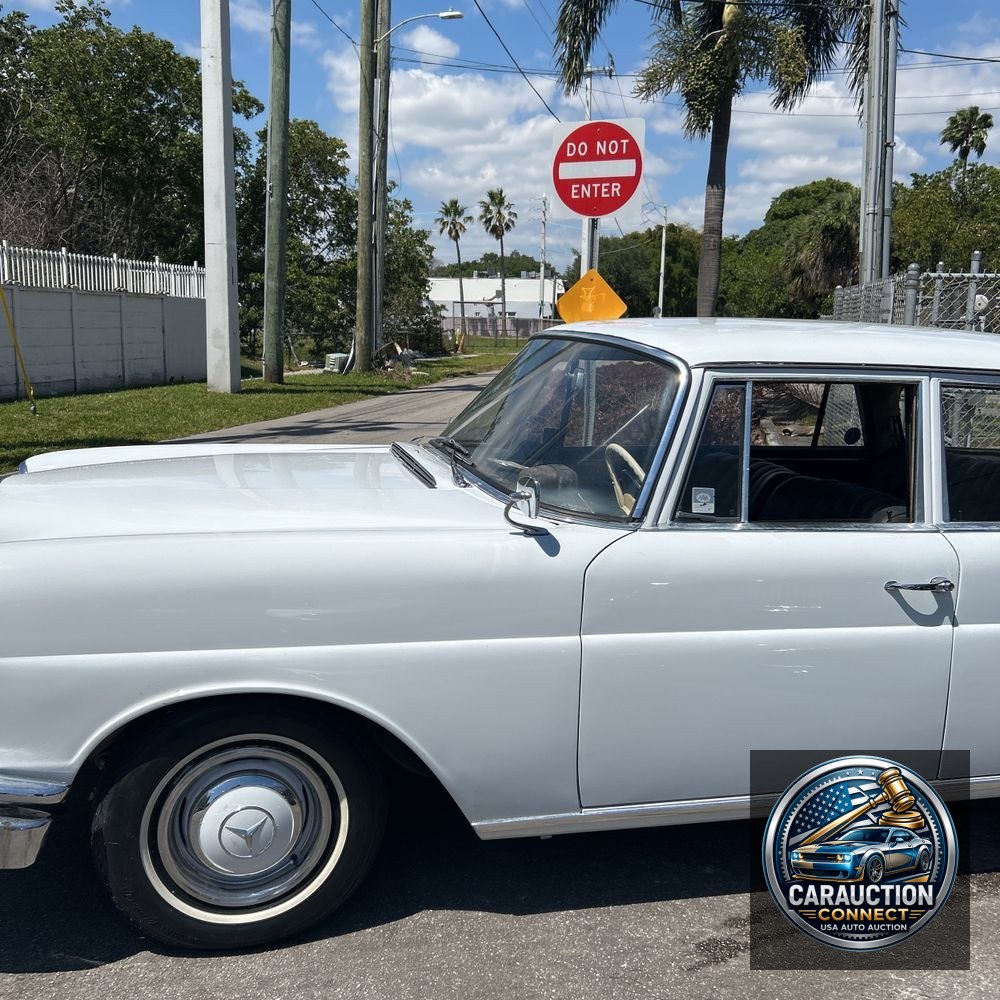 1962 Mercedes Benz  220S 220