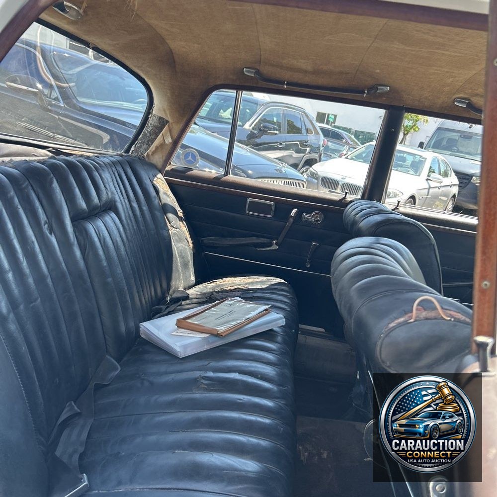 1962 Mercedes Benz  220S 220