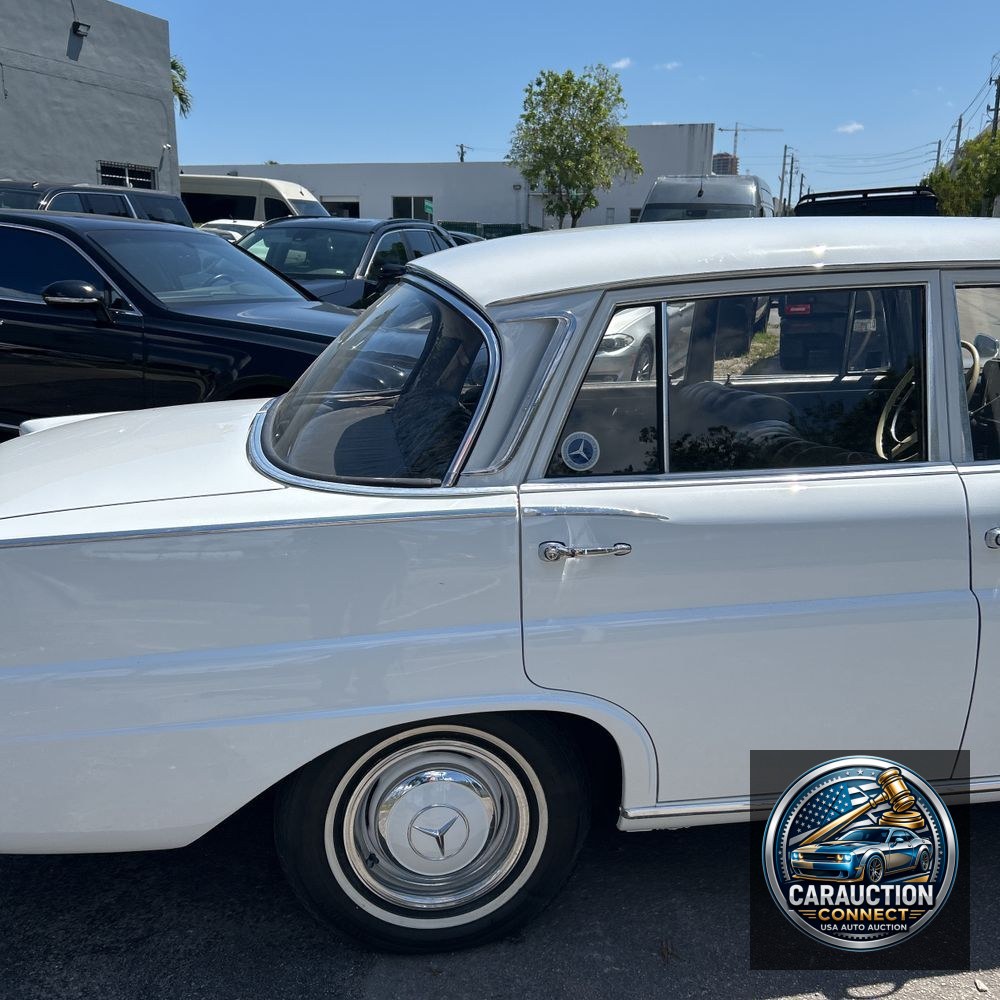 1962 Mercedes Benz  220S 220