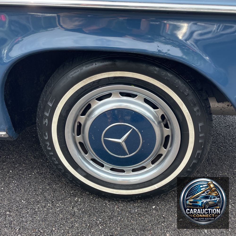 1973 Mercedes Benz  280 C C class