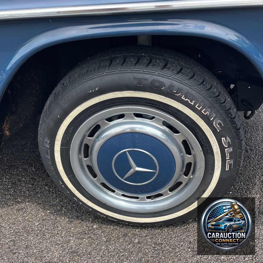 1973 Mercedes Benz  280 C C class