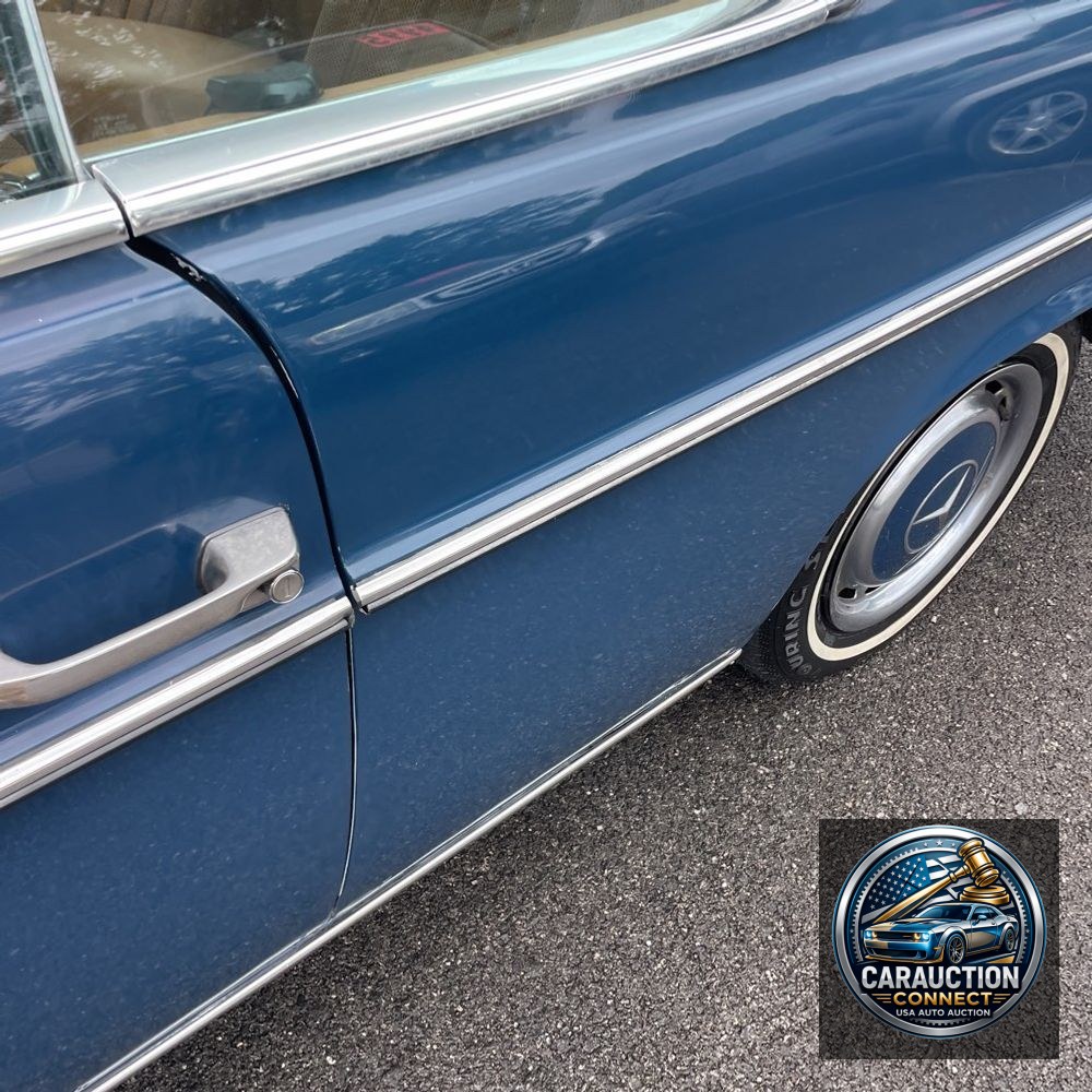 1973 Mercedes Benz  280 C C class