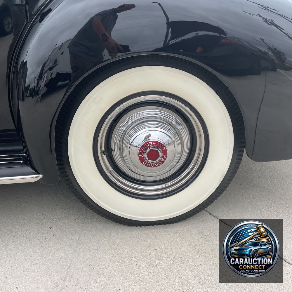 1940 Packard Super 8 180 Sedan