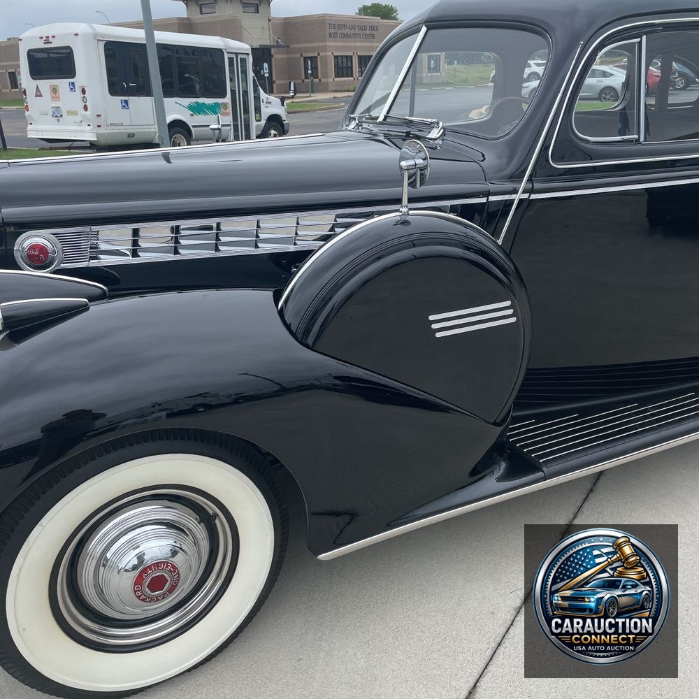 1940 Packard Super 8 180 Sedan