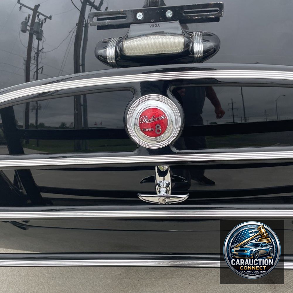 1940 Packard Super 8 180 Sedan