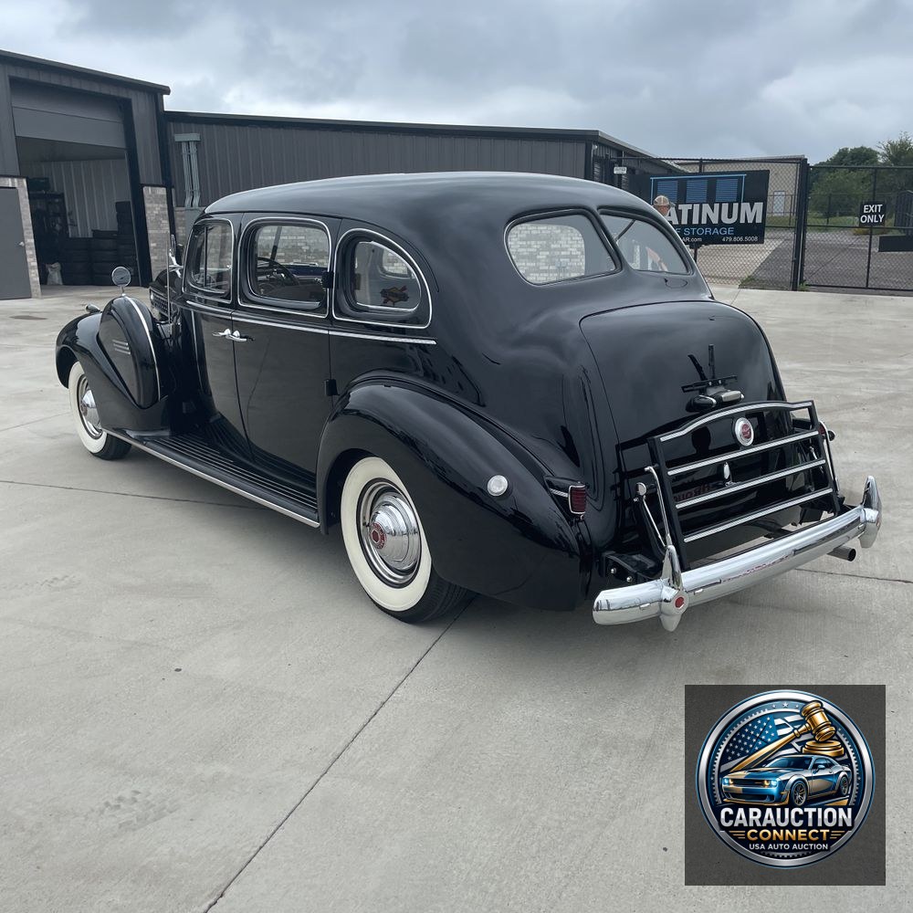 1940 Packard Super 8 180 Sedan
