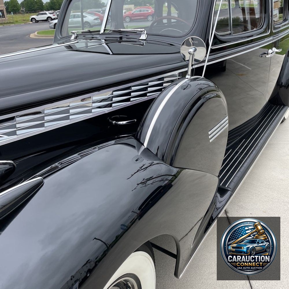1940 Packard Super 8 180 Sedan