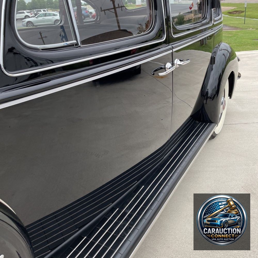 1940 Packard Super 8 180 Sedan