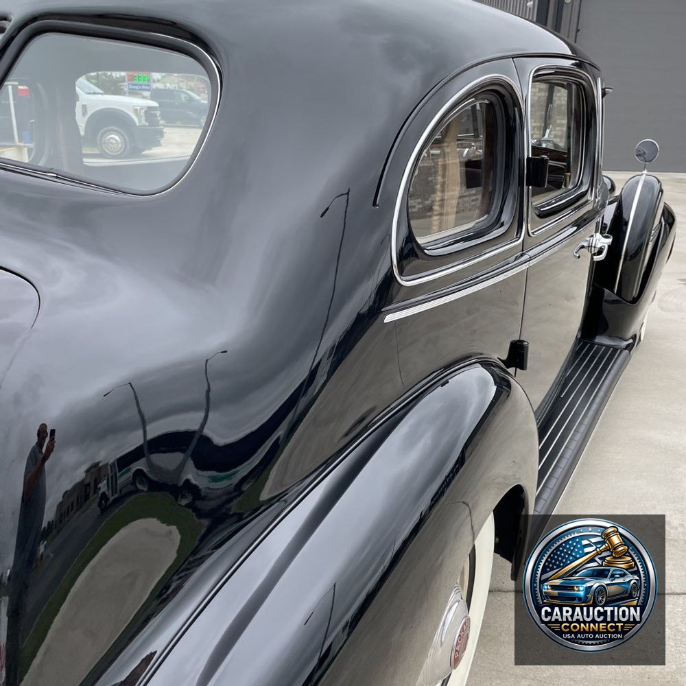 1940 Packard Super 8 180 Sedan