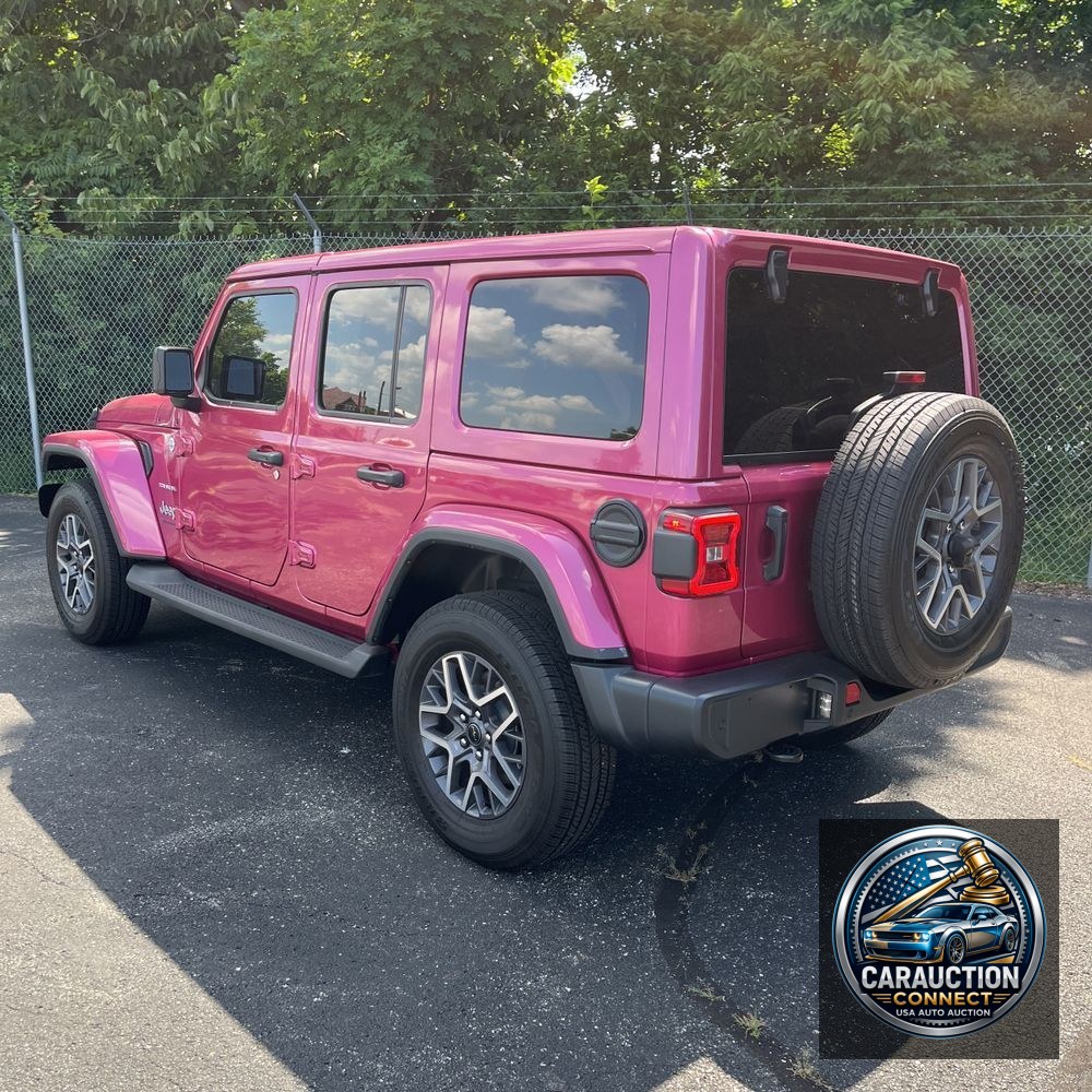 2024 Jeep Wrangler Sahara