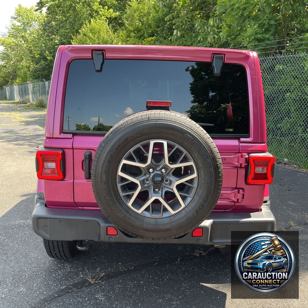 2024 Jeep Wrangler Sahara