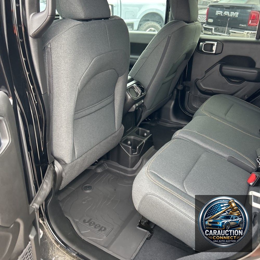 2024 Jeep Wrangler Sport RHD