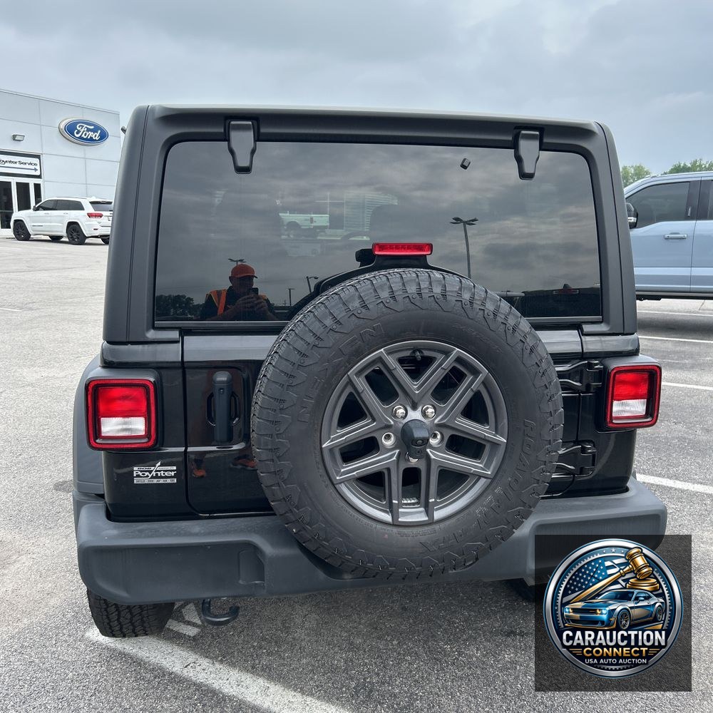 2024 Jeep Wrangler Sport RHD