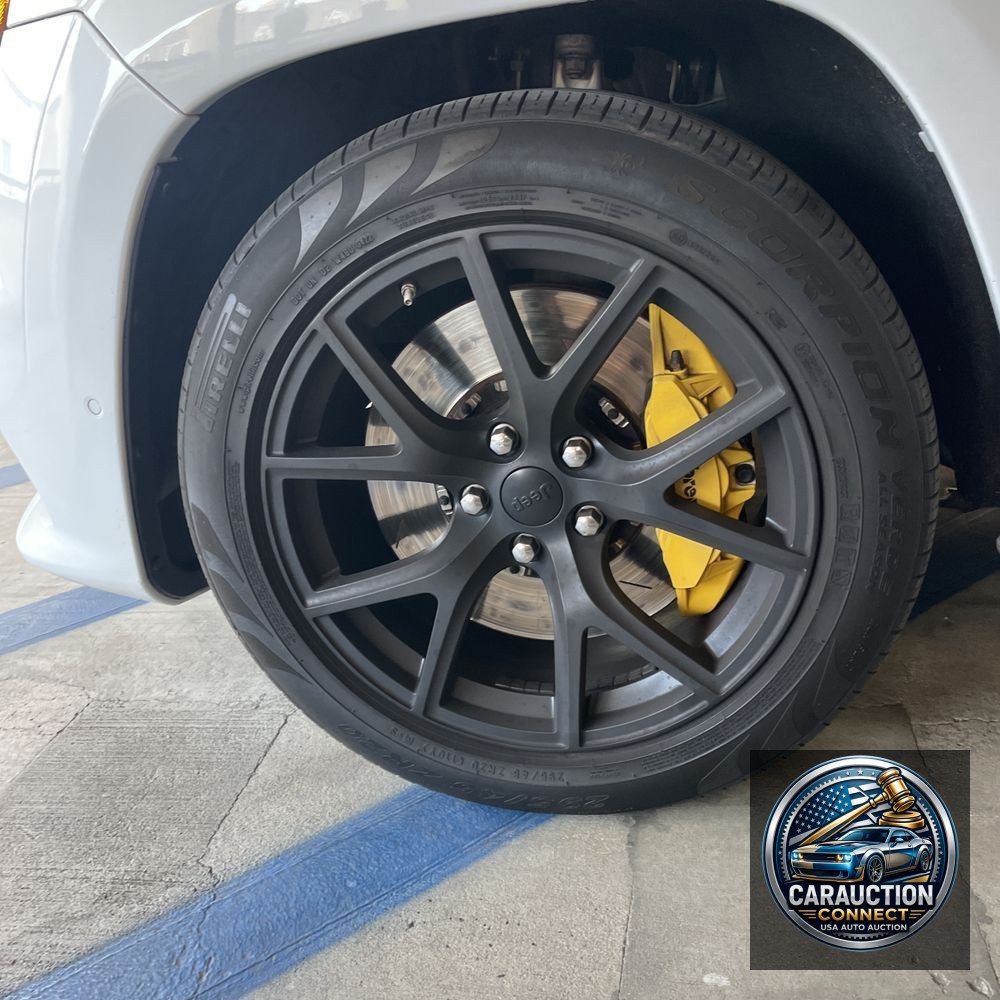 2021 Jeep Grand Cherokee Trackhawk
