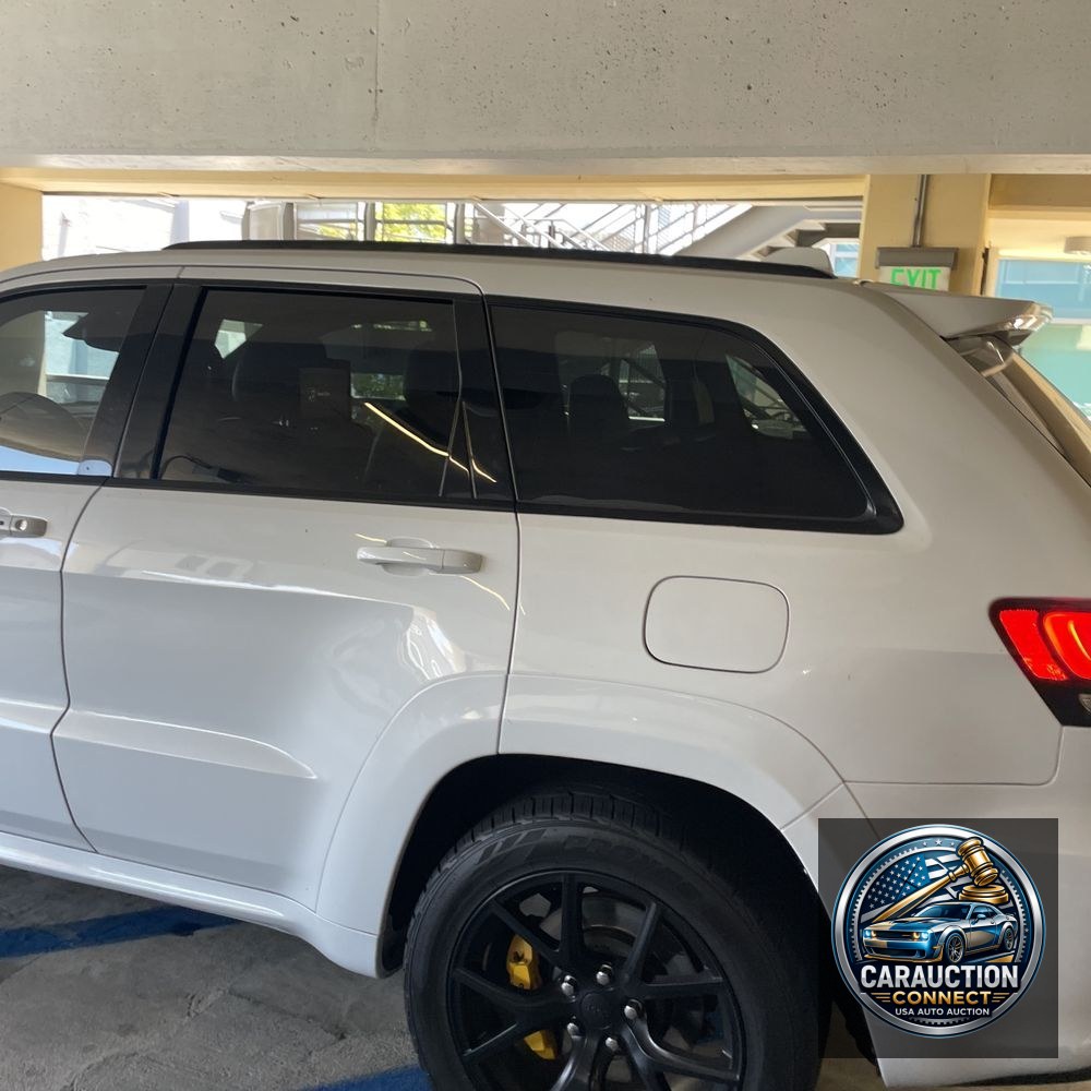 2021 Jeep Grand Cherokee Trackhawk
