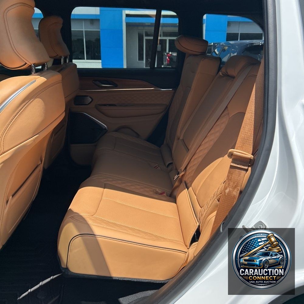 2024 Jeep Grand Cherokee Summit Reserve