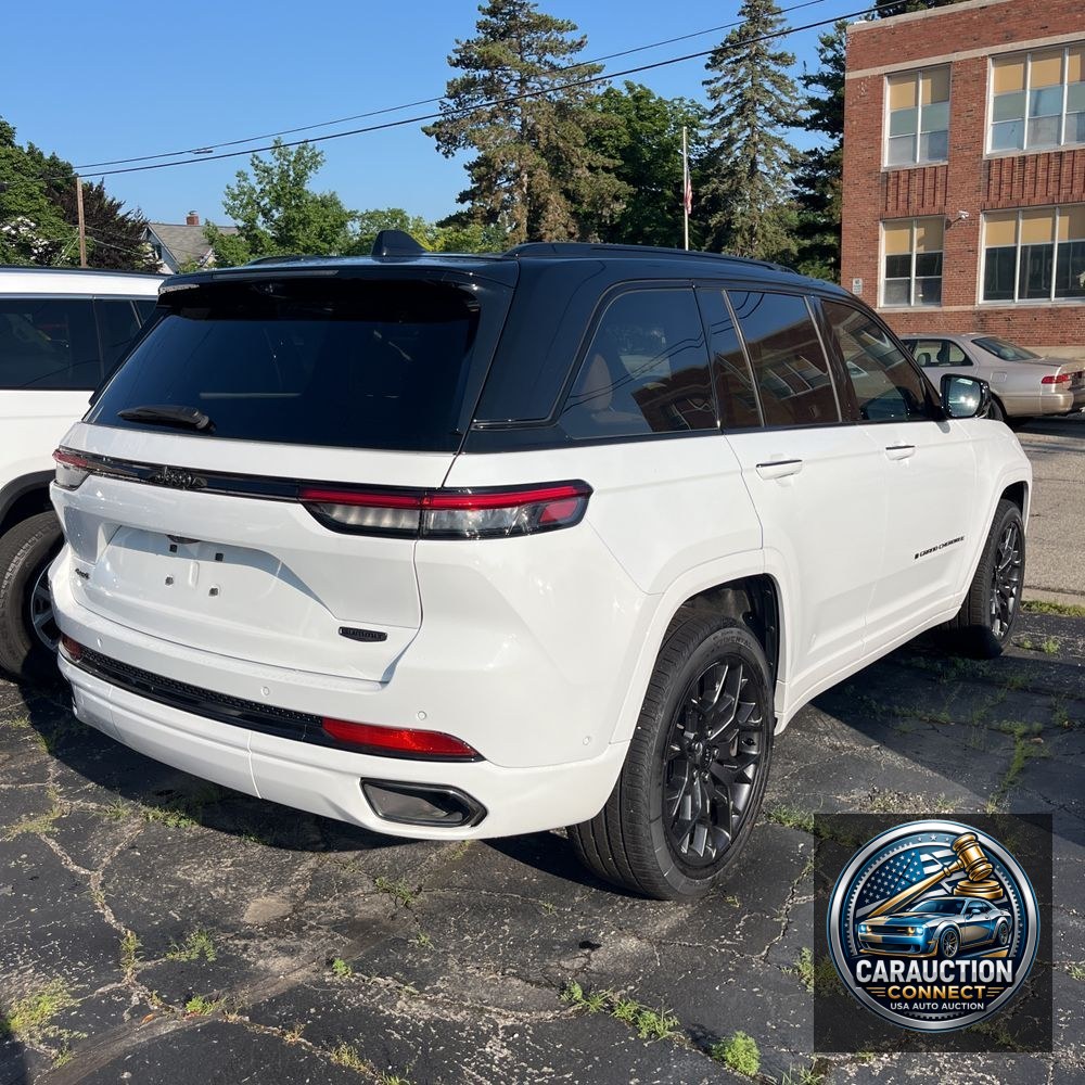 2024 Jeep Grand Cherokee Summit Reserve