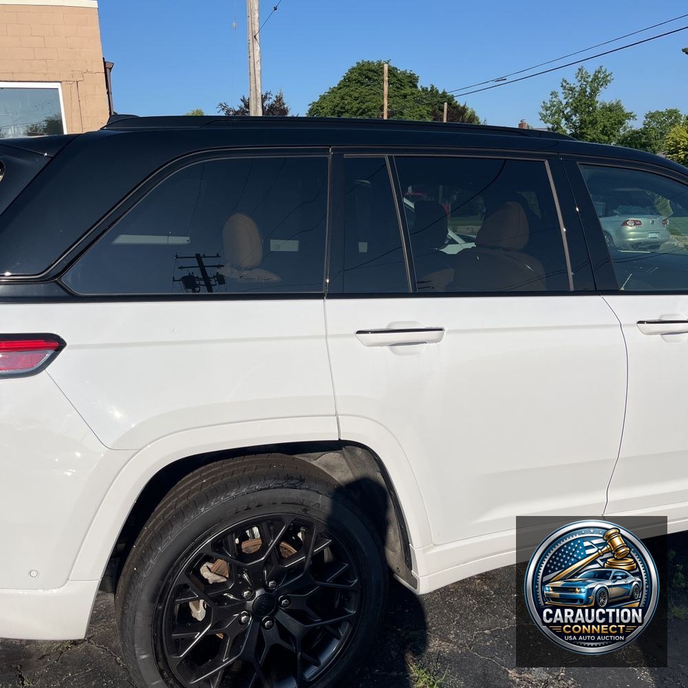 2024 Jeep Grand Cherokee Summit Reserve