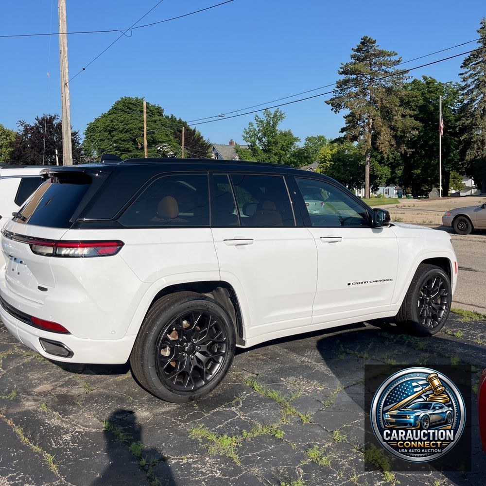 2024 Jeep Grand Cherokee Summit Reserve