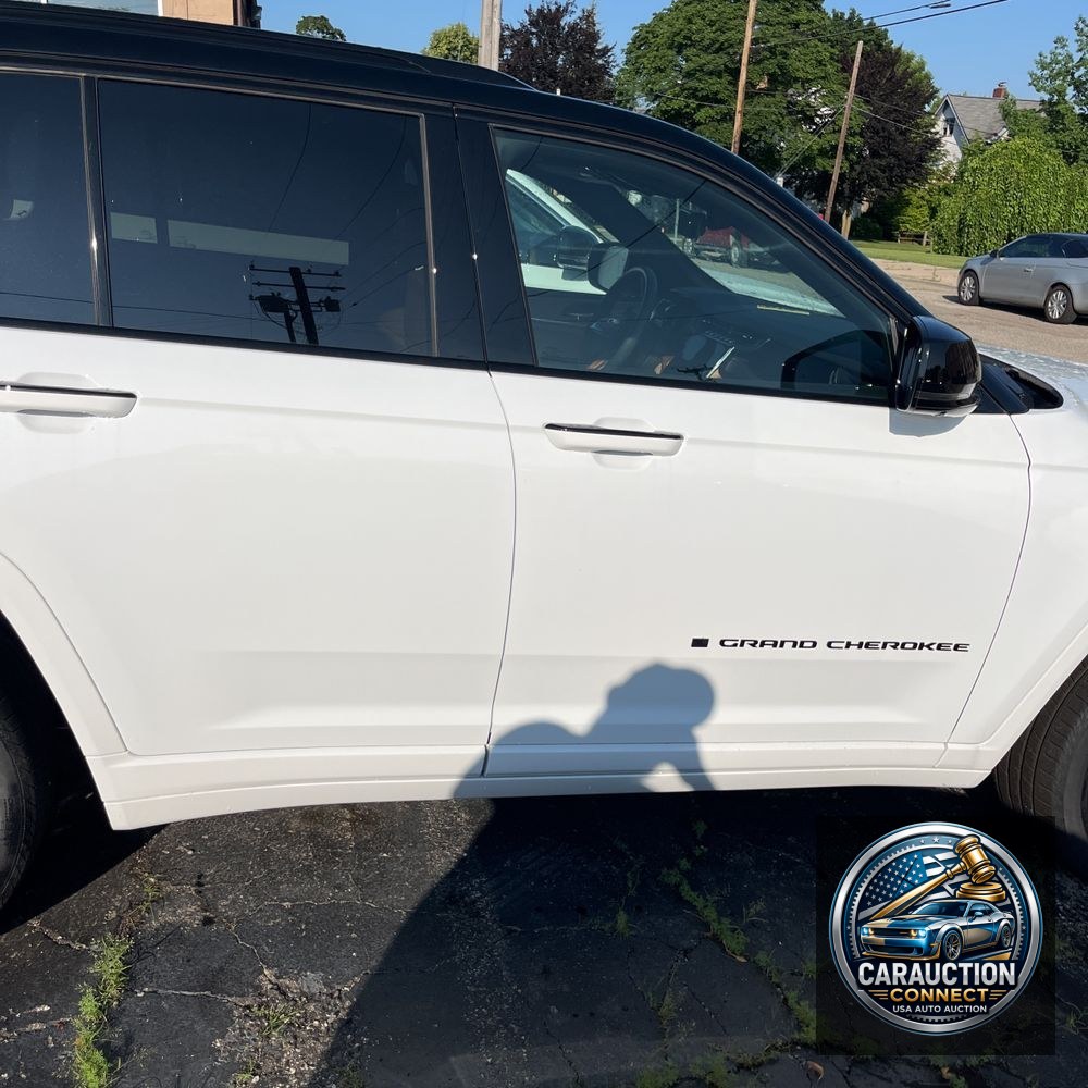 2024 Jeep Grand Cherokee Summit Reserve
