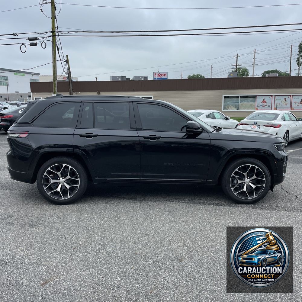 2023 Jeep Grand Cherokee Summit Reserve