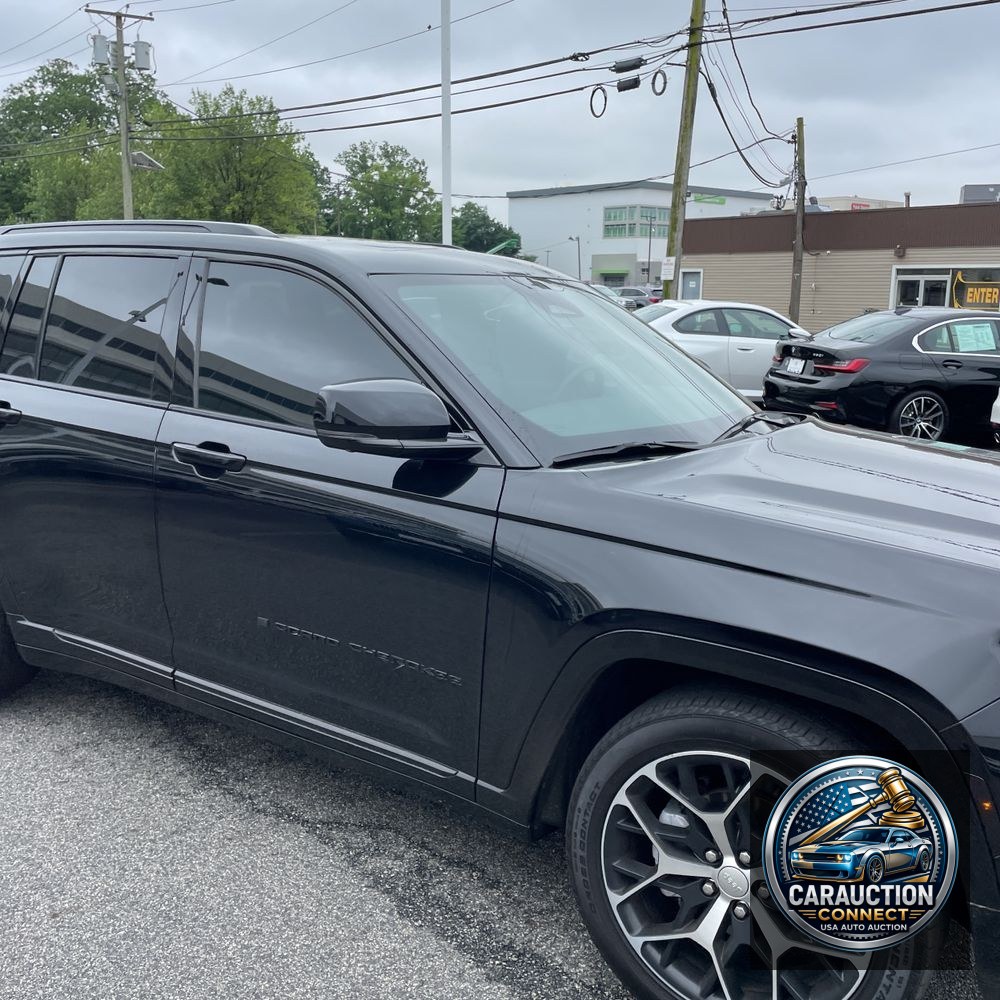 2023 Jeep Grand Cherokee Summit Reserve
