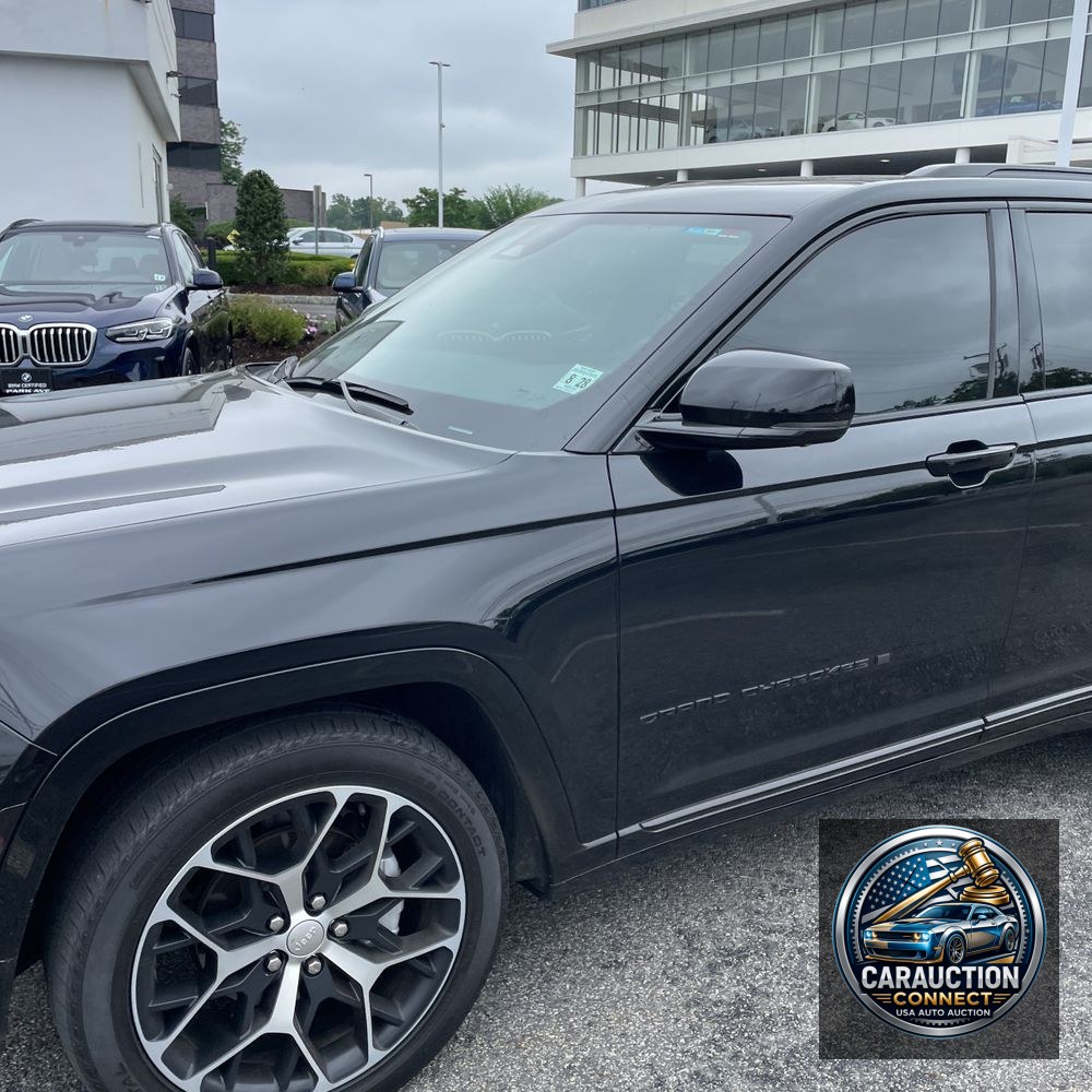 2023 Jeep Grand Cherokee Summit Reserve