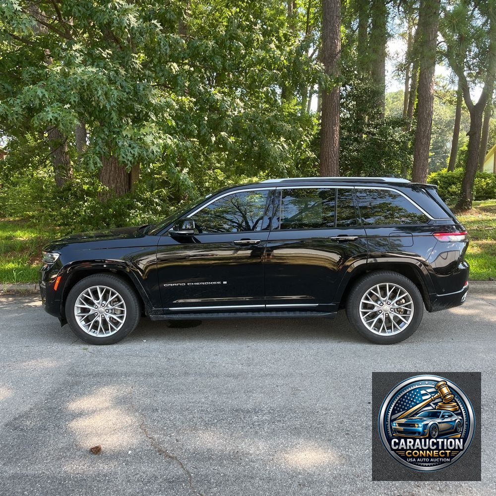 2022 Jeep Grand Cherokee Summit