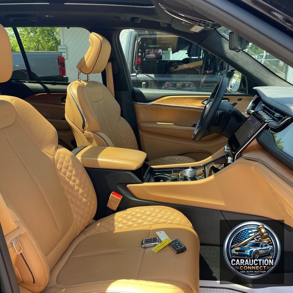 2022 Jeep Grand Cherokee Summit Reserve