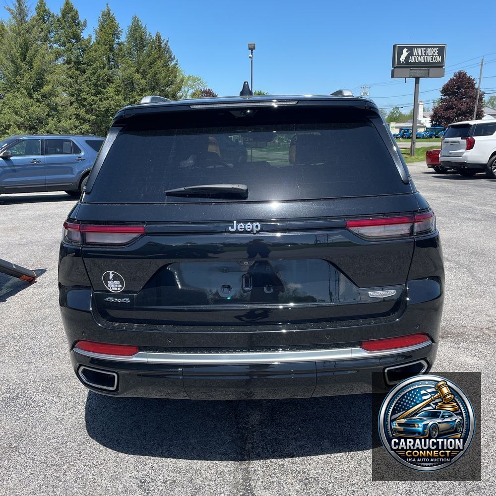 2022 Jeep Grand Cherokee Summit Reserve