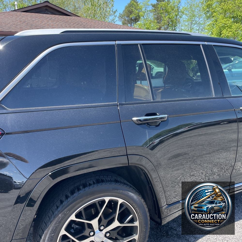 2022 Jeep Grand Cherokee Summit Reserve