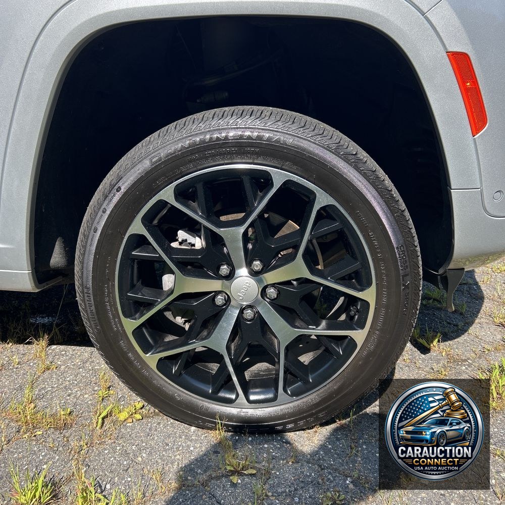 2022 Jeep Grand Cherokee Summit Reserve