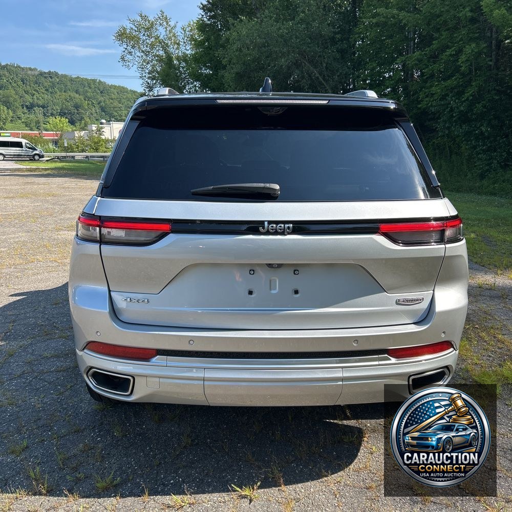 2022 Jeep Grand Cherokee Summit Reserve