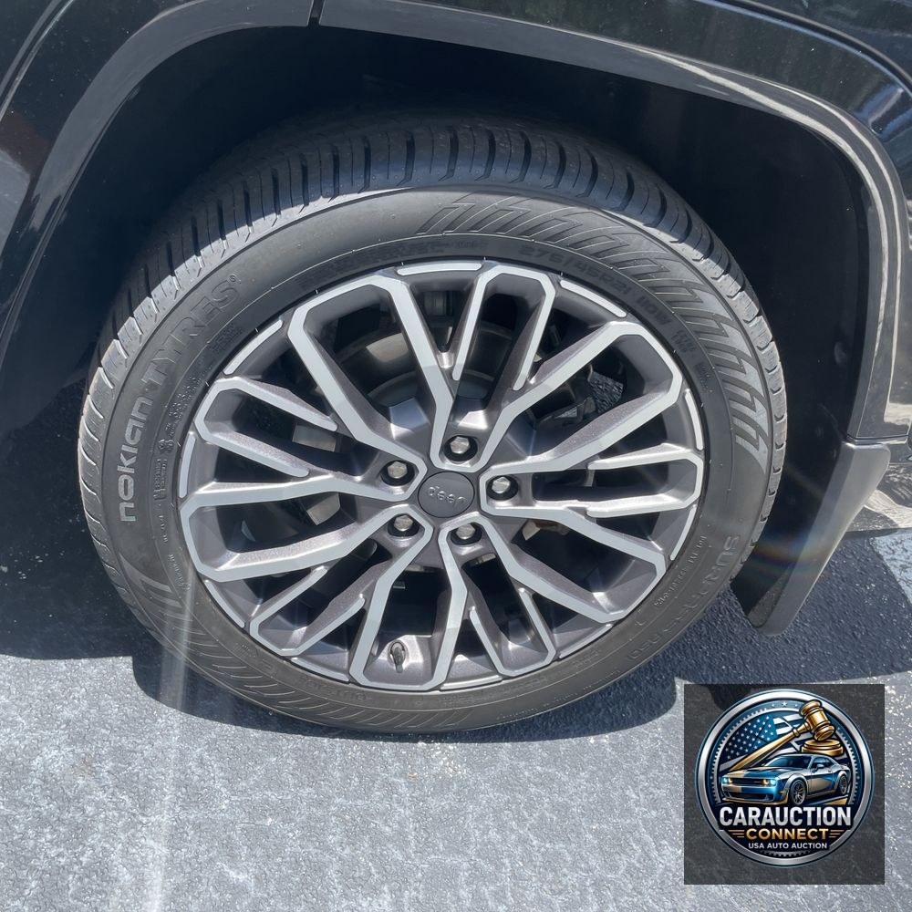 2023 Jeep Grand Cherokee L Summit Reserve
