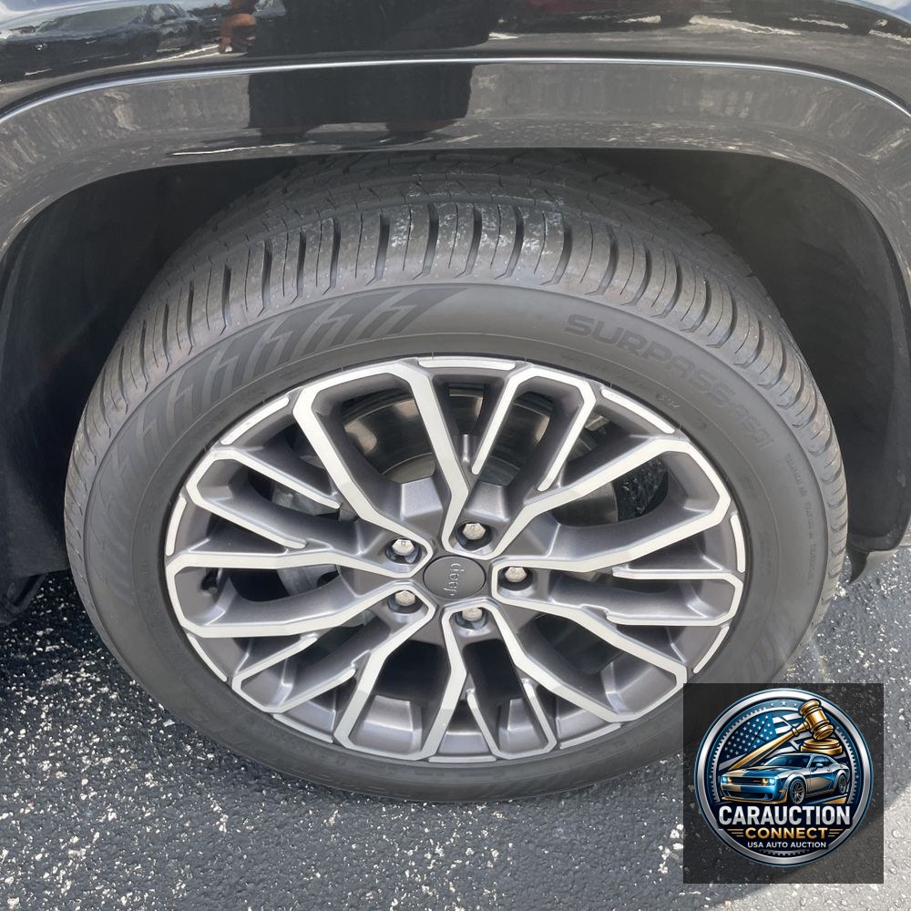 2023 Jeep Grand Cherokee L Summit Reserve