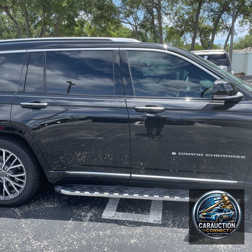 2023 Jeep Grand Cherokee L Summit Reserve