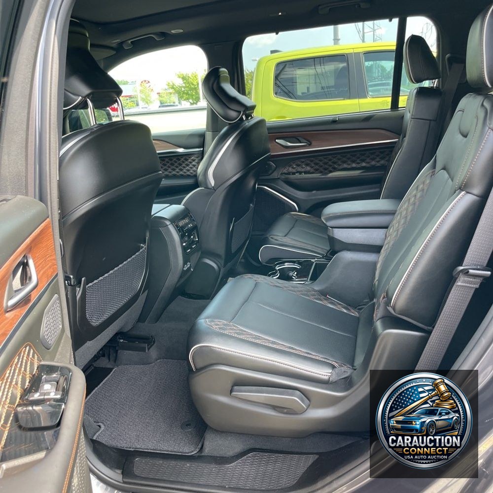 2024 Jeep Grand Cherokee L Summit