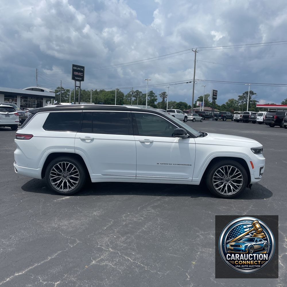 2023 Jeep Grand Cherokee L Summit Reserve