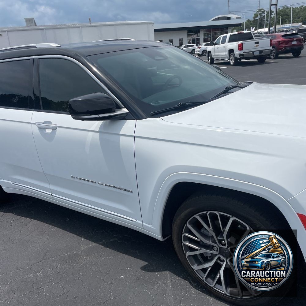 2023 Jeep Grand Cherokee L Summit Reserve