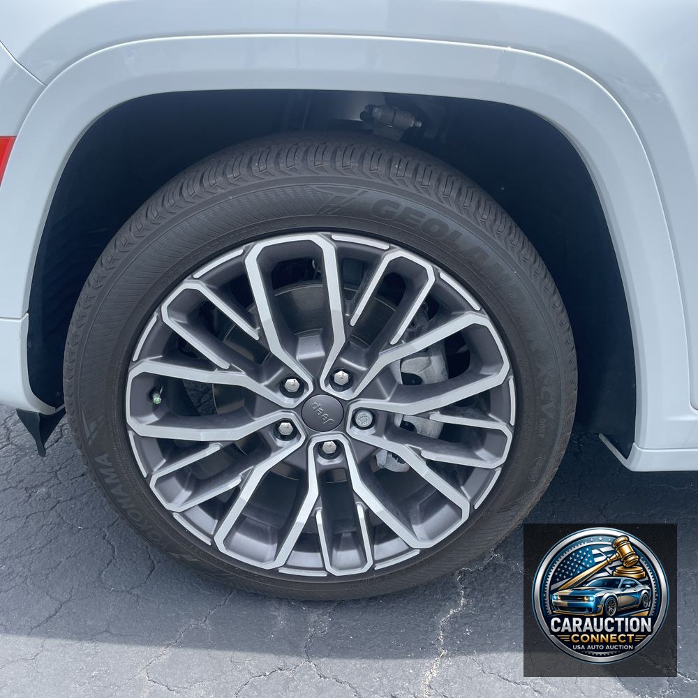 2023 Jeep Grand Cherokee L Summit Reserve