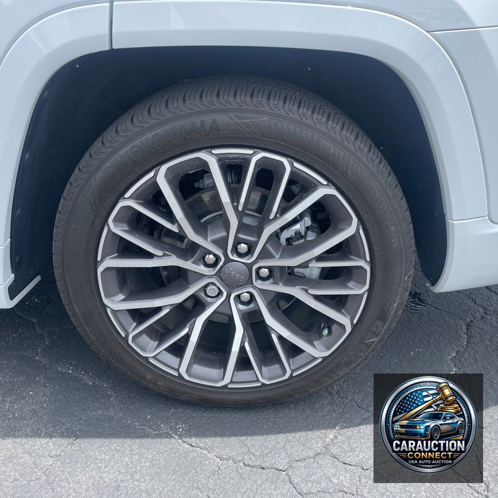 2023 Jeep Grand Cherokee L Summit Reserve