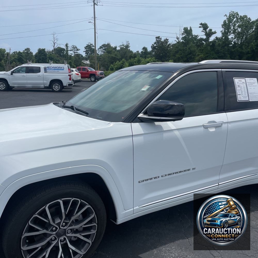 2023 Jeep Grand Cherokee L Summit Reserve
