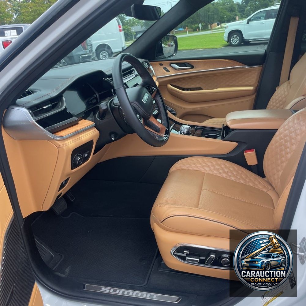 2023 Jeep Grand Cherokee L Summit Reserve