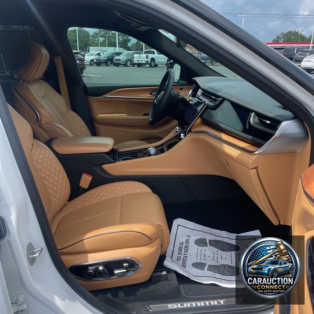 2023 Jeep Grand Cherokee L Summit Reserve