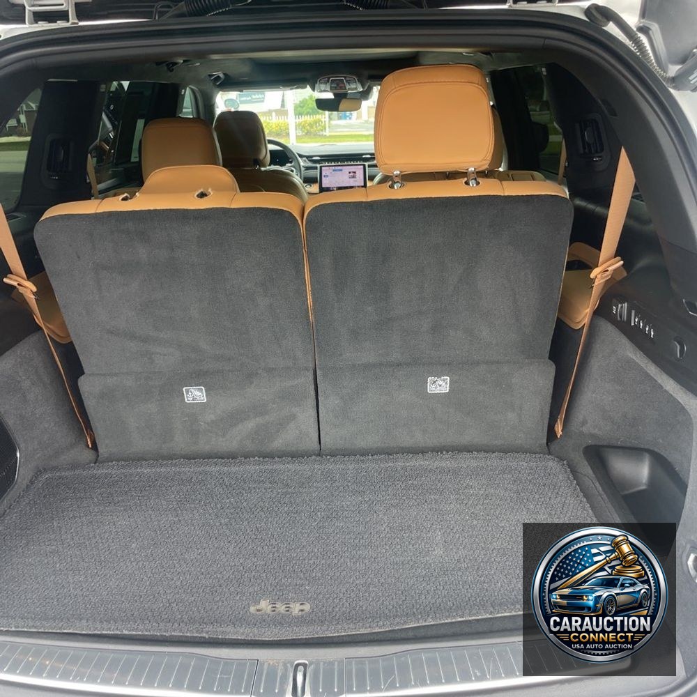 2023 Jeep Grand Cherokee L Summit Reserve