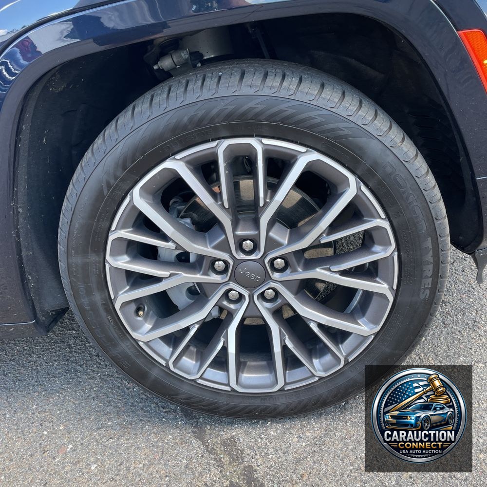 2023 Jeep Grand Cherokee L Summit Reserve
