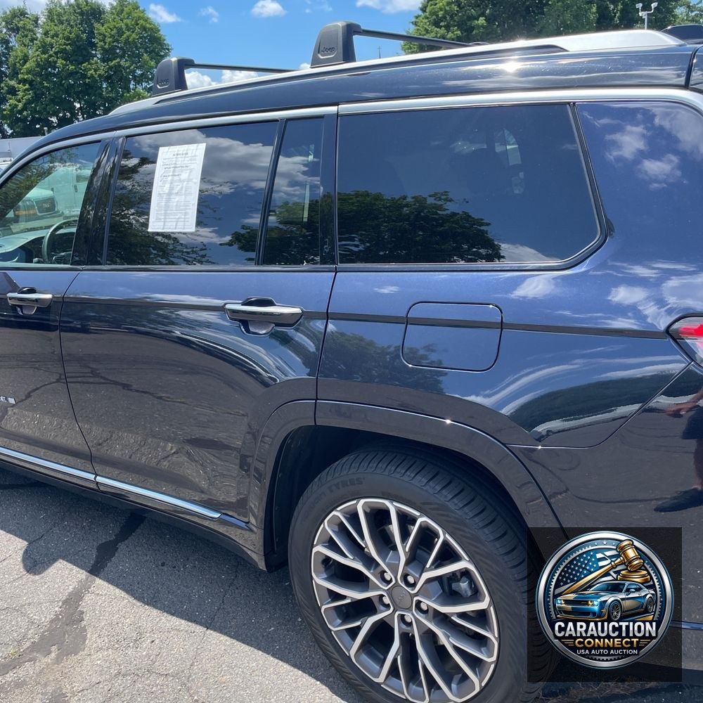 2023 Jeep Grand Cherokee L Summit Reserve